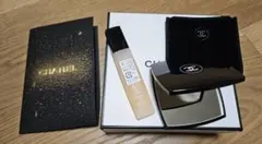 【CHANELギフト】コンパクトミラー ＆ ネイルオイル（ギフトBOX付）