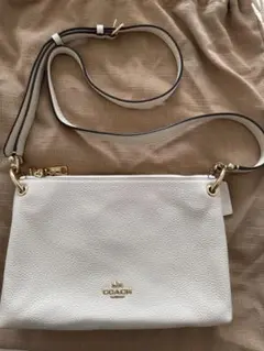 コーチ　アイボリー　ショルダーバッグ