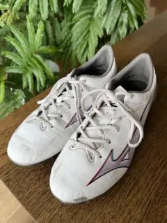 【お値下げ】ミズノアルファ　サッカー　スパイク　23.5