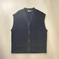 UNIQLO U ニットベスト ブラック Mのサムネイル