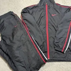 Nike ブラック/レッド ジャージ　セットアップ