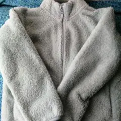 ユニクロ　フリース　水色　130