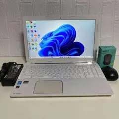 Windows11 オフィス2024年Core i7 SSD メモリ8GB 東芝