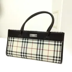 美品☆　バーバリー　金具シール付き　ロゴプレート　ハンドバッグ　スクエア