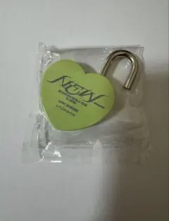 セブチ NEW_ 梅田スカイビル ハートロック ライトグリーン