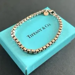 Item thumbnail for item d00bf1a6-d8db-4914-ab2e-7cc987444a84