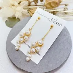 No.389 パール　フラワー　チャーム　スティック　個性的ピアス