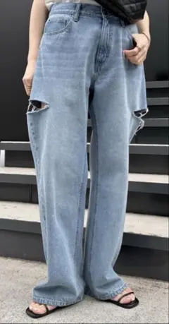 Ｑ.anosデニムパンツ ライトブルーのサムネイル