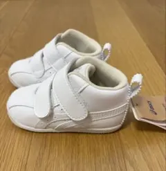 【新品　タグつき】　アシックス　sukusuku スニーカー 13.5cm