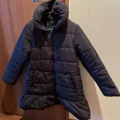 130サイズ 黒 中綿コート 水玉模様