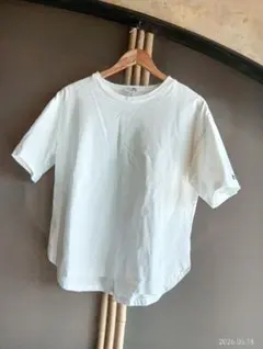 美品!!her. ホワイト Tシャツのサムネイル