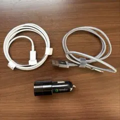 Qualcomm シガーソケットチャージャー （ライトニングケーブル2本セット）