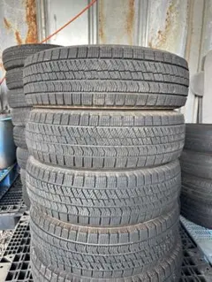 スタッドレス ブリヂストン VL10 195/80R15 LT （青972） スタッドレス ブリヂストン VL10 195/80R15 LT （青972） - メルカリ