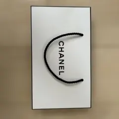 CHANEL ホワイトショップ袋