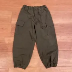 UNIQLO　カーゴジョガーパンツ　　カーキ　120cm