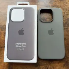 Apple iPhone 15 Pro 純正　シリコンケース クレイ
