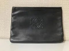 定番品 LOEWE ロエベ ポーチ ロゴ アナグラム ブラック レザー 革製品