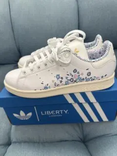 アディダスリバティ23.5センチStan Smith 新品未使用