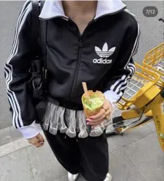 adidas ブラック トラックジャケット