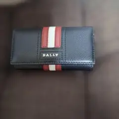 BALLY レザーキーケース ストライプデザインのサムネイル