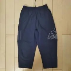 adidas ネイビー ロングパンツ　サイズ130