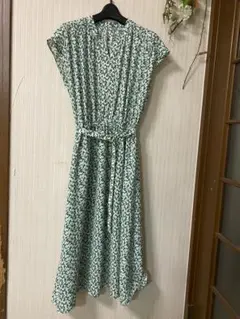 花柄フレンチスリーブロングワンピース　☆ウエストゴム