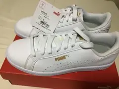 PUMAプーマ　スニーカー＊白23.5cm 新品・未使用