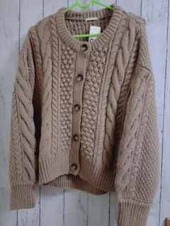 GU ケーブル編み ベージュ カーディガン L