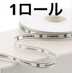 CHANEL ロゴ入りホワイト（生成）リボン