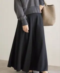 IENA トリプルツイルタックスカート　36 ブラック フレアスカート　黒 IENA トリプルツイルタックスカート 36 ブラック フレアスカート 黒