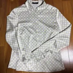 人気OFFON幾何学模様長袖シャツ ホワイト&グリーン&ベージュ