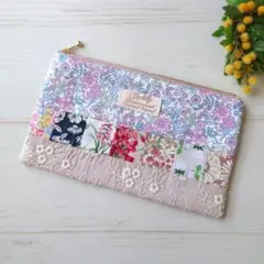 60✢ハンドメイド　パッチワーク　フラットポーチ