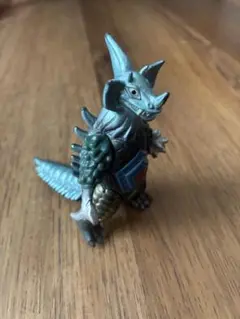 ウルトラマン タイラント 1984 ウルトラマン怪獣フィギュア ソフビ