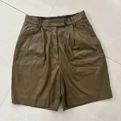レザー ショートパンツ