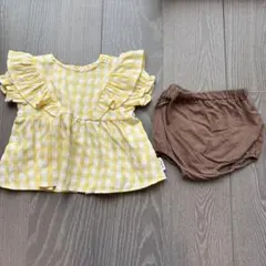 フリル付きノースリーブチェック柄トップスとパンツセット