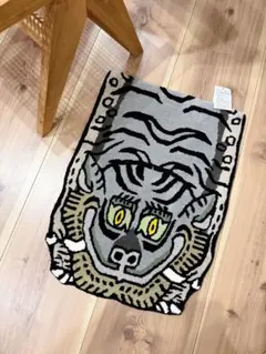 タイガー　ラグ チベタンタイガー