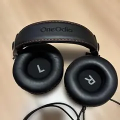 ヘッドフォン