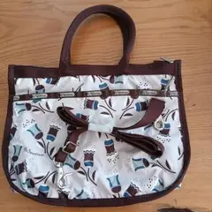LeSportsac 花柄ショルダーバッグ 中型