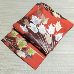 名古屋帯 　花柄　金糸刺繍　赤色系