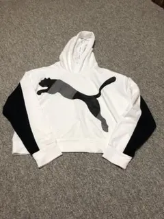 PUMA フード付きトレーナー　デカロゴ