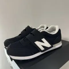 New Balance ブラック スニーカー　21.5㎝