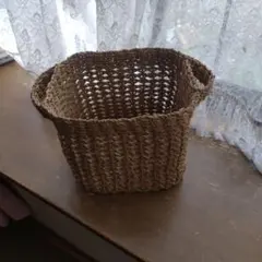 無印良品　天然素材ハンドル付きバスケット
