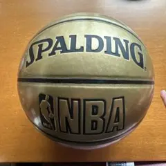 SPALDING NBA バスケットボール ゴールド 7号球のサムネイル