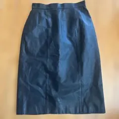 【まろたろ様専用】ブラックレザー タイトスカート スリット入り