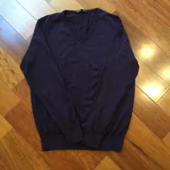 お値下げ　ユニクロ Vネックニットセーター メンズ L