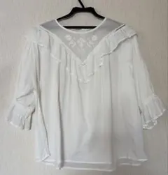 サマンサモスモス切替フリル刺繍ブラウス