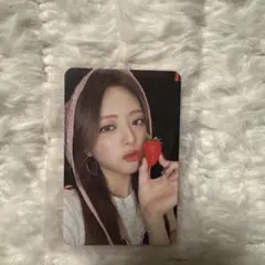 ITZY GOLD makestar ユナ　②