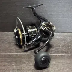 美品 ダイワ22 カルディアSW 8000 Hのサムネイル