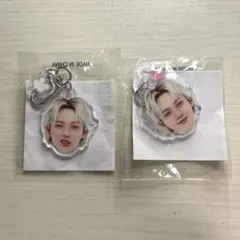 ヒョンソク 顔アクキー treasure