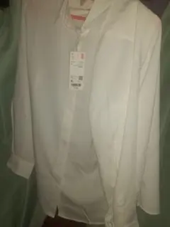 新品UNIQLO 新品♪ユニクロ　ホワイト　レーヨン 長袖シャツ XLサイズ